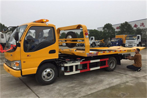 毕节哪里有拖车服务